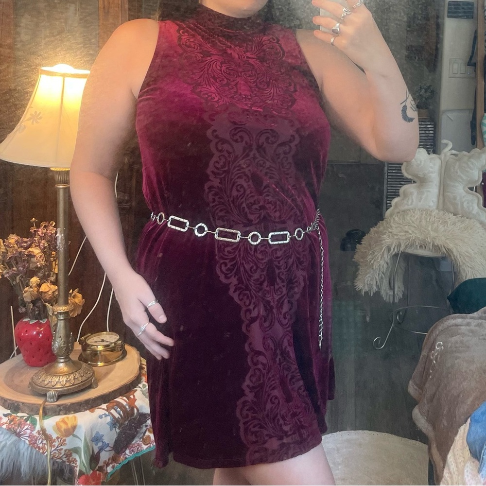 Rich Burgundy Velvet Sleeveless Dress